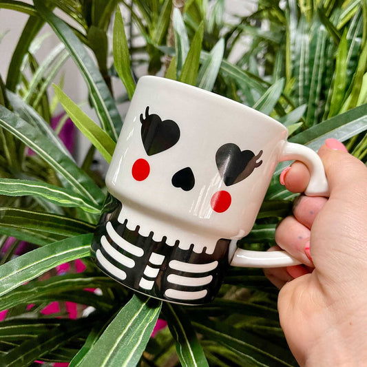 SOURPUSS LADY SKULL MUG