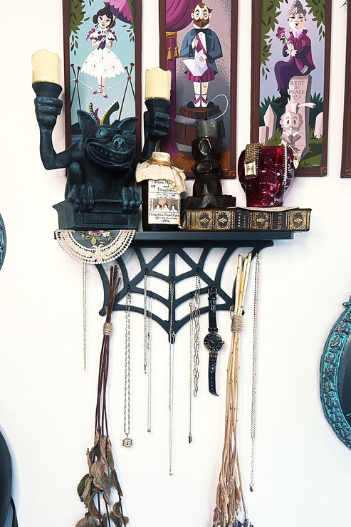 VAMPIREFREAKS
Spiderweb Jewelry Display Shelf